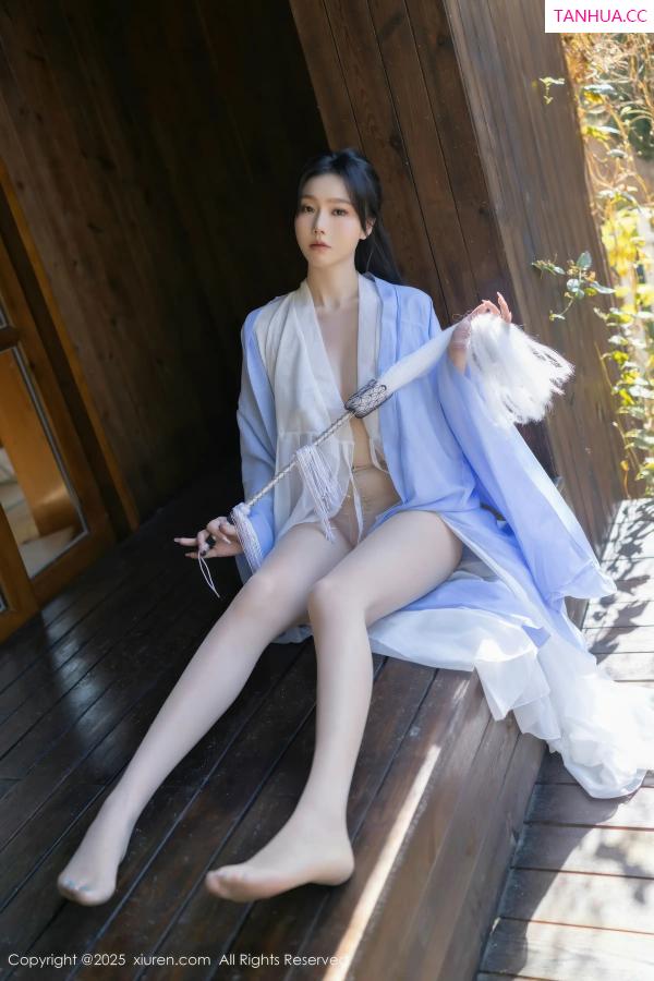 安然Maleah  [XiuRen]高清写真图 2025.12.30 No.11178 安然anran 道姑装扮第12张图片